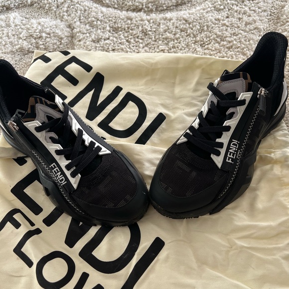Fendi Sneakers - Picture 6 of 6